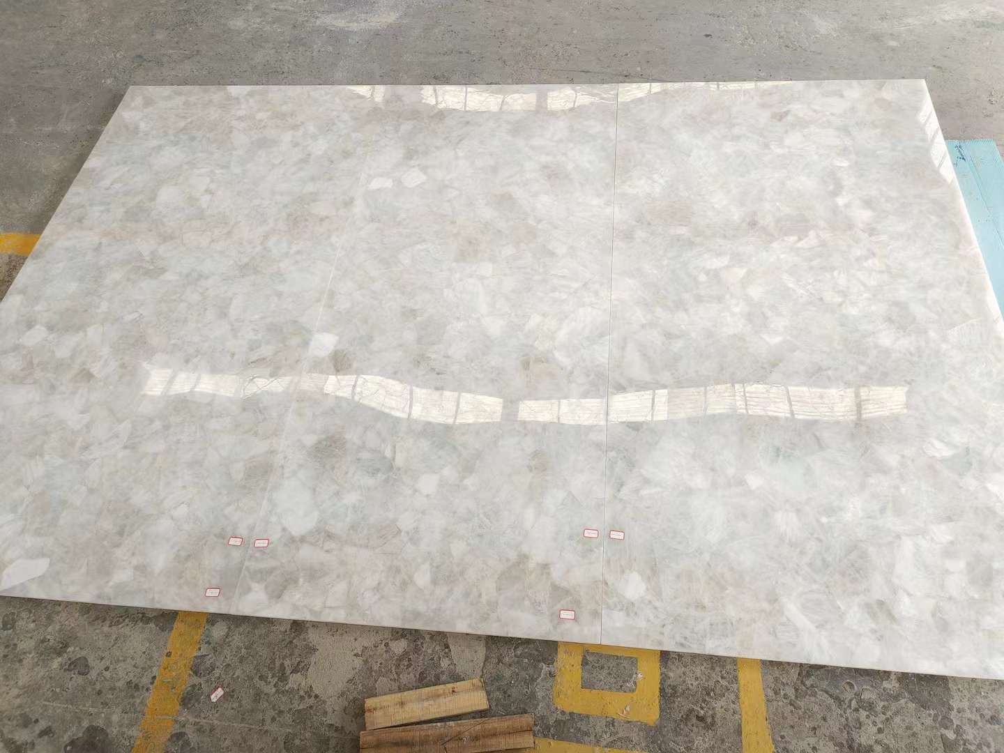 White Crystal 1