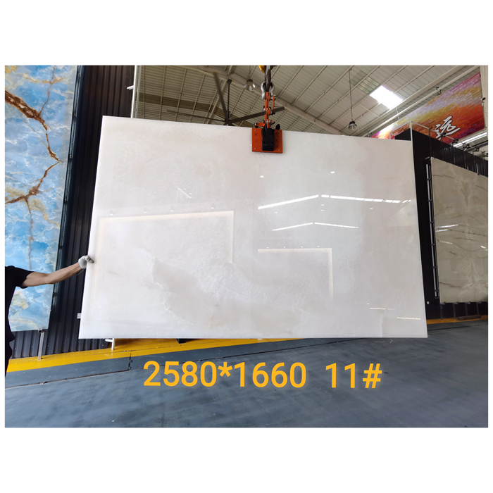 Snow White Onyx 8