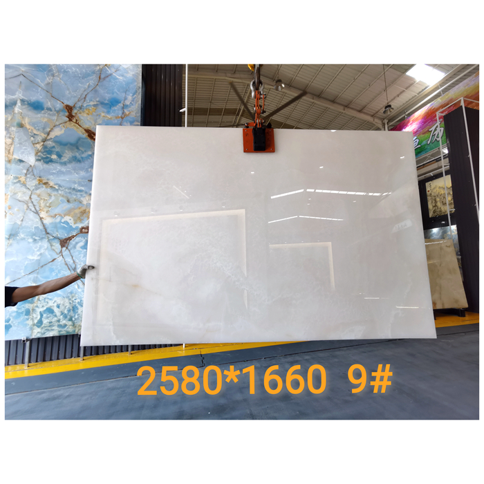 Snow White Onyx 10