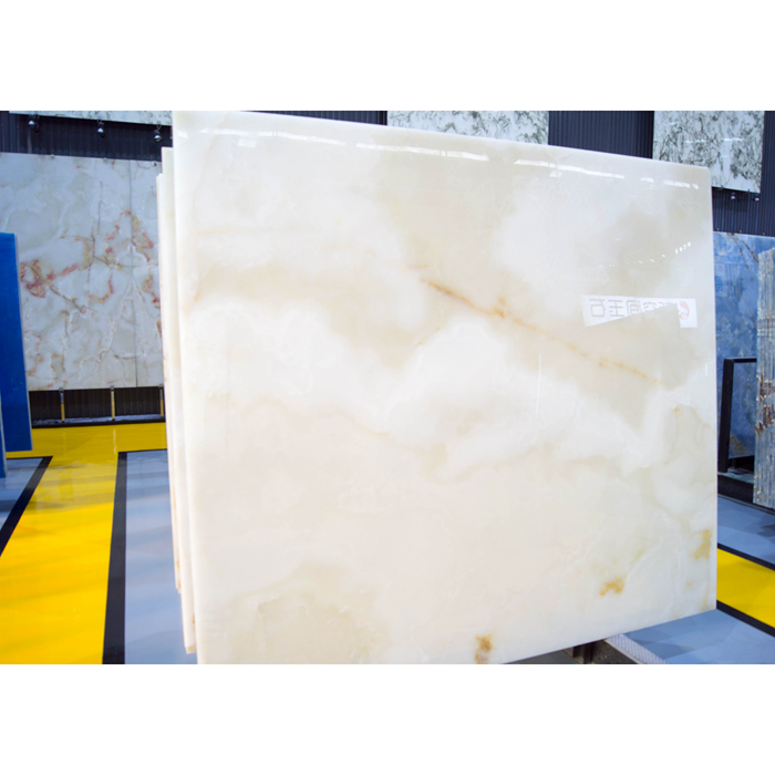 Snow White Onyx 4