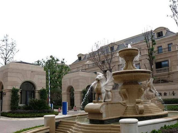 Jiulonggang Lan Palace